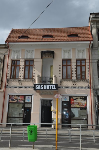 Gara de Nord, pe Calea Grivitei, sector 1 Bucuresti,